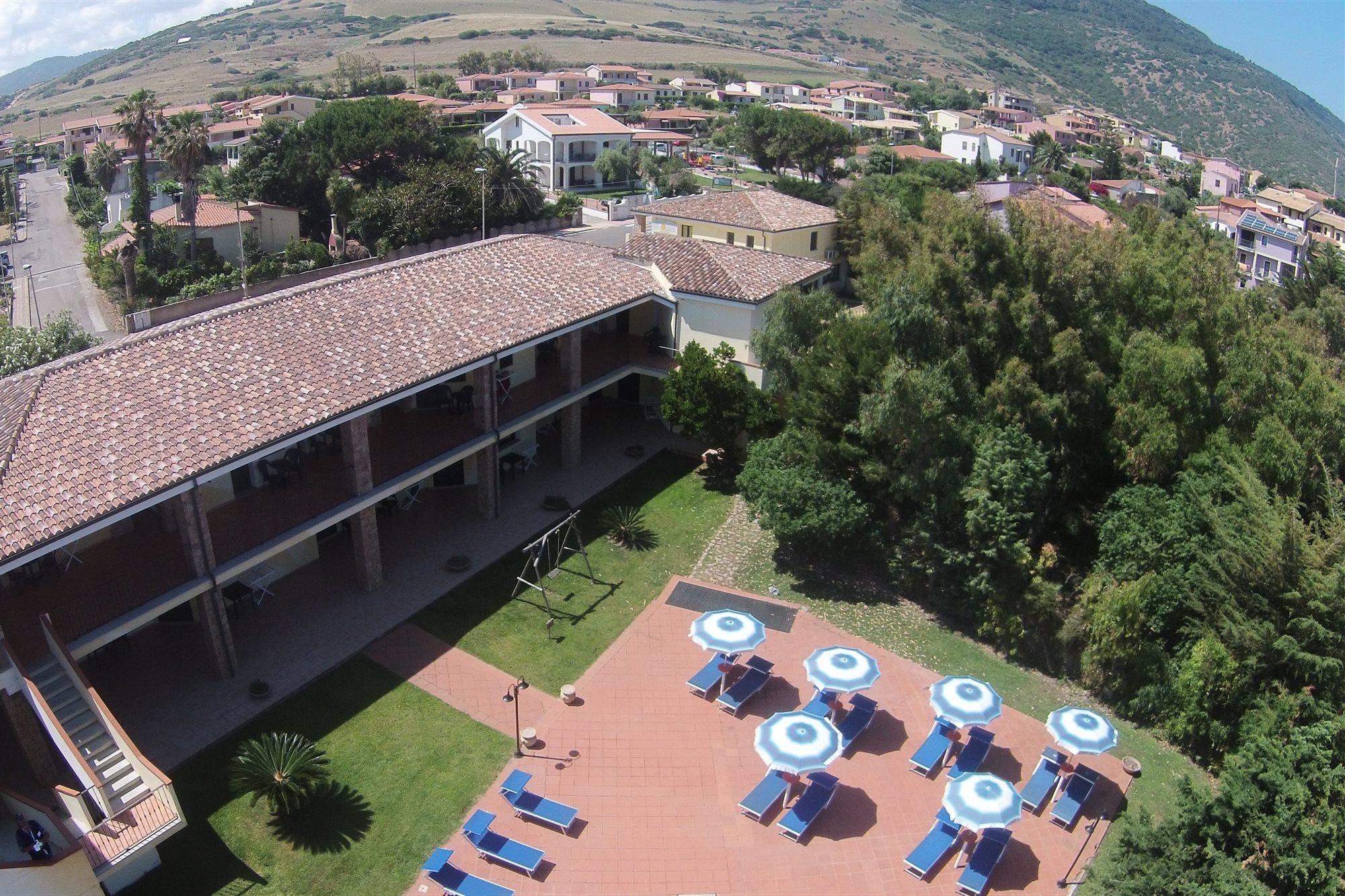 Hotel La Ciaccia Valledoria  Exteriör bild